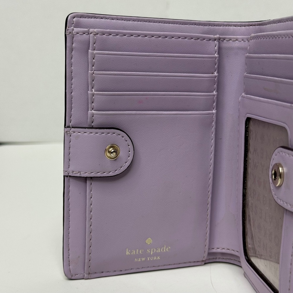 Kate Spade New York Lavender Purple Pebbled Leather Bifold Wallet ID Window - Picture 5 of 10